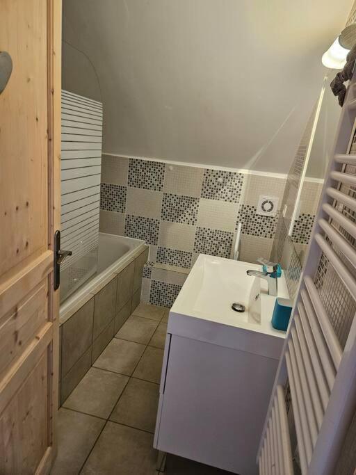 Chalet T3 Duplex Neuf Névache Екстериор снимка